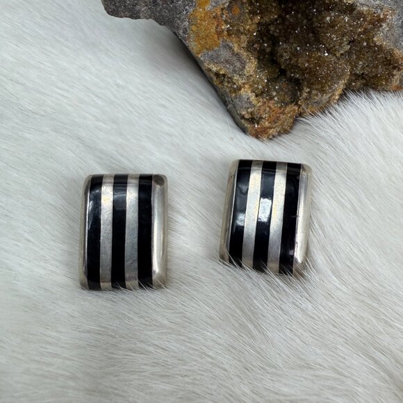 Vintage SET Taxco Sterling Silver & Onyx MOD Rectangle Pendant & Clip-on Earring - Picture 2 of 7